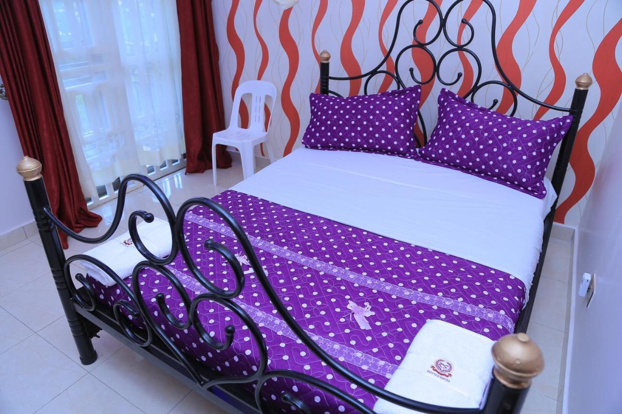 Red Sox Hotel Ltd Kampala Bagian luar foto