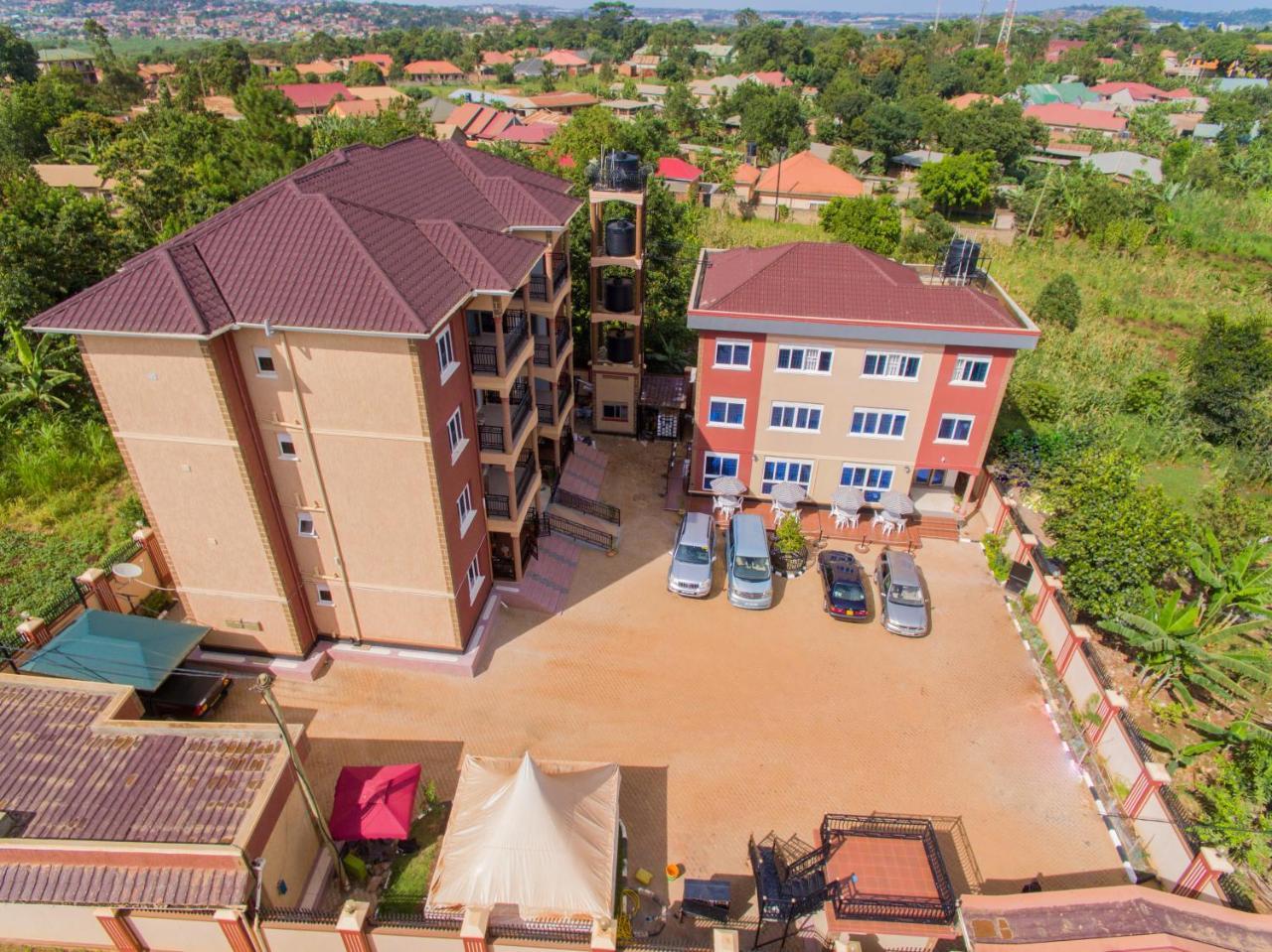 Red Sox Hotel Ltd Kampala Bagian luar foto