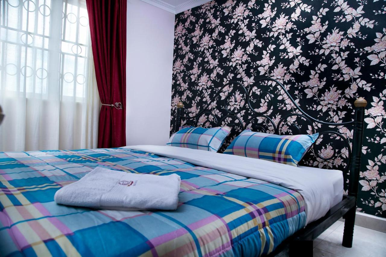 Red Sox Hotel Ltd Kampala Bagian luar foto